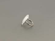 Sterling Silver Hammered Style Oversize Ring, alternate view 4