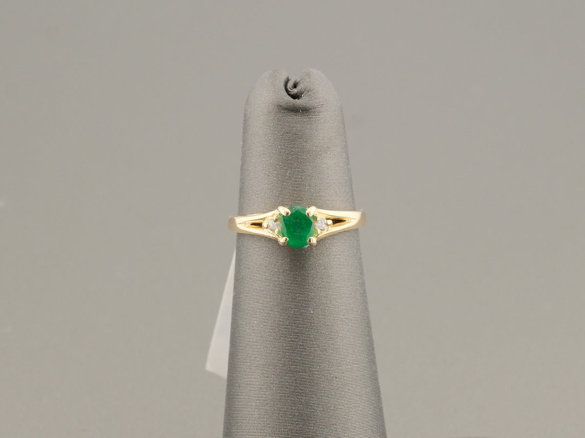 14K Gold Emerald Diamonds Ring