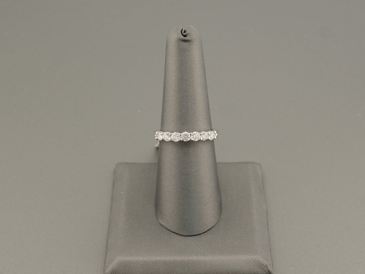 14K White Gold Diamond Wedding Band Ring